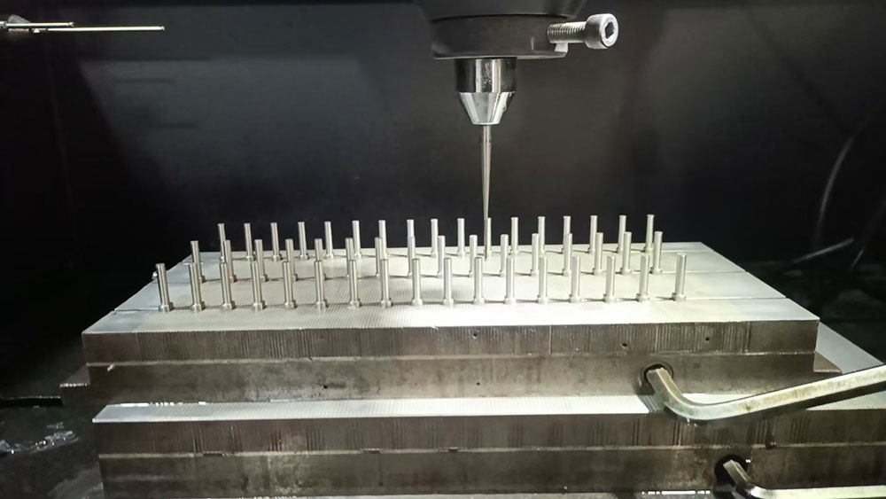 Precision-medical-parts-processing.jpg