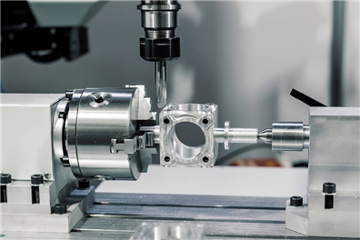 How Will Custom Manufacturing Favor Aerospace & Defense Industry